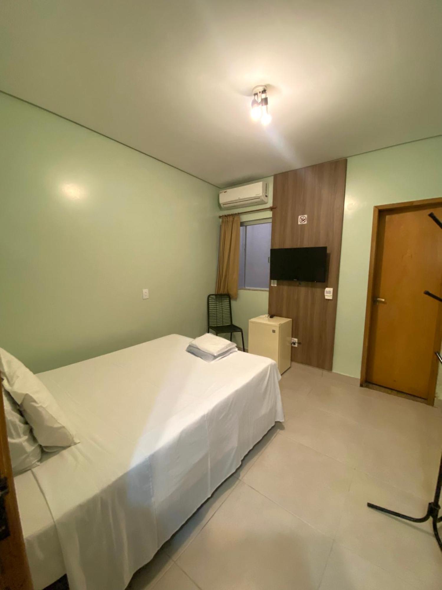 Mendes Azevedo Hotel 3*